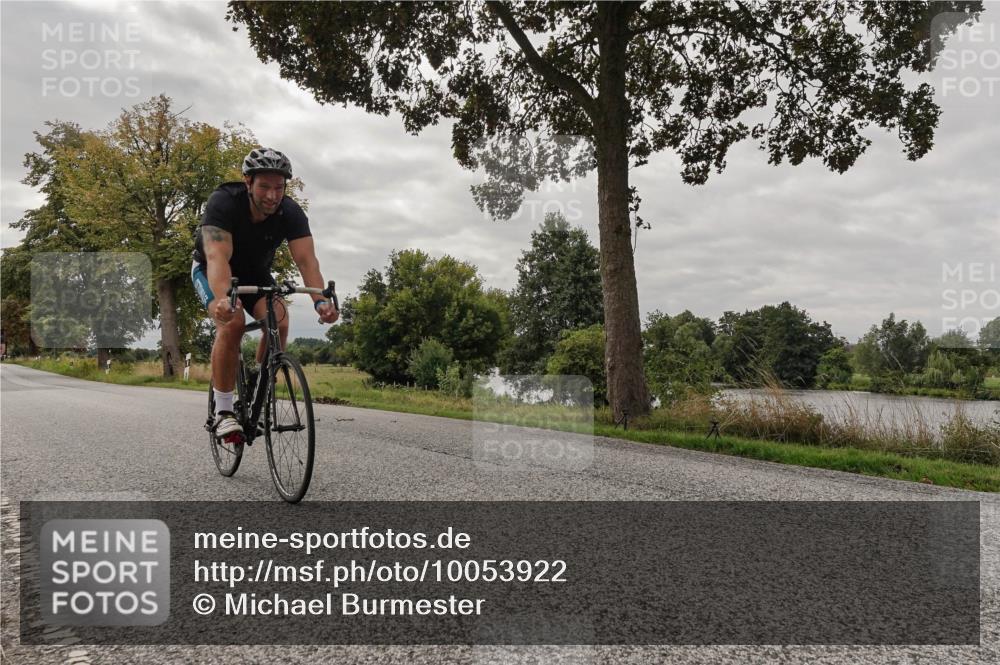 30.08.2026 - Elbe Triathlon Hamburg Michael Burmester http://msf.ph/oto/10053922 30.08.2026 10:55:22 Radfahren 1166, 1270, 1274, 1288 meine-sportfotos.de