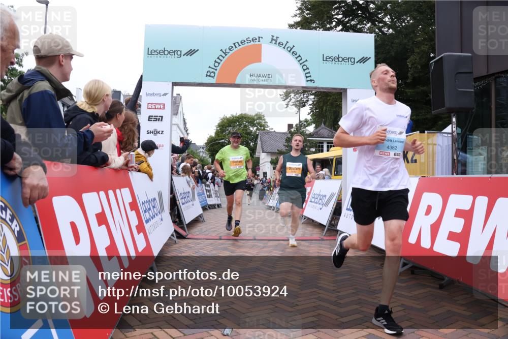 30.08.2026 - Blankeneser Heldenlauf Lena Gebhardt http://msf.ph/oto/10053924 30.08.2026 12:05:10 Ziel 2039, 2640, 4382 meine-sportfotos.de