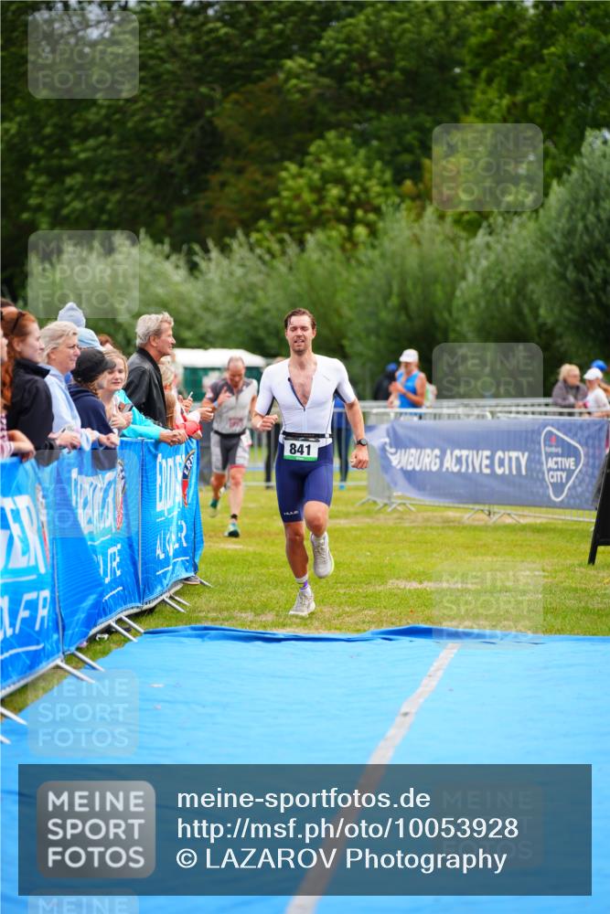 30.08.2026 - Elbe Triathlon Hamburg LAZAROV Photography http://msf.ph/oto/10053928 30.08.2026 10:52:56 Ziel 260, 281, 841 meine-sportfotos.de