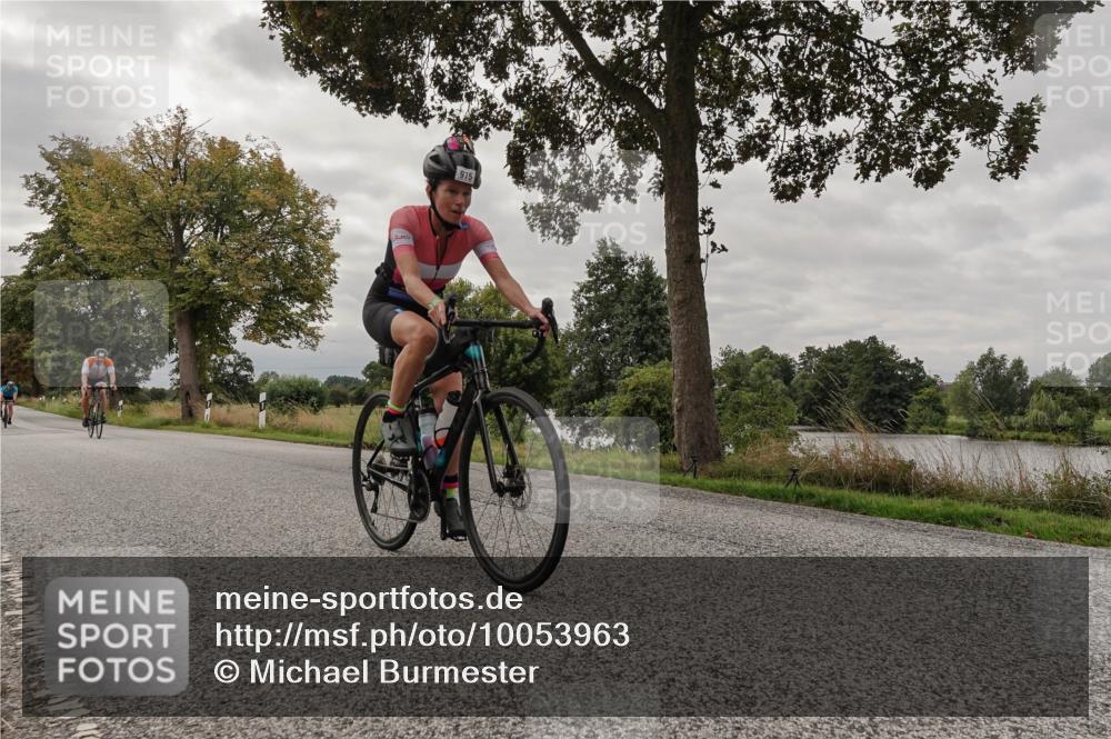 30.08.2026 - Elbe Triathlon Hamburg Michael Burmester http://msf.ph/oto/10053963 30.08.2026 10:55:52 Radfahren 975, 1138, 1206, 1252, 1422, 1441 meine-sportfotos.de