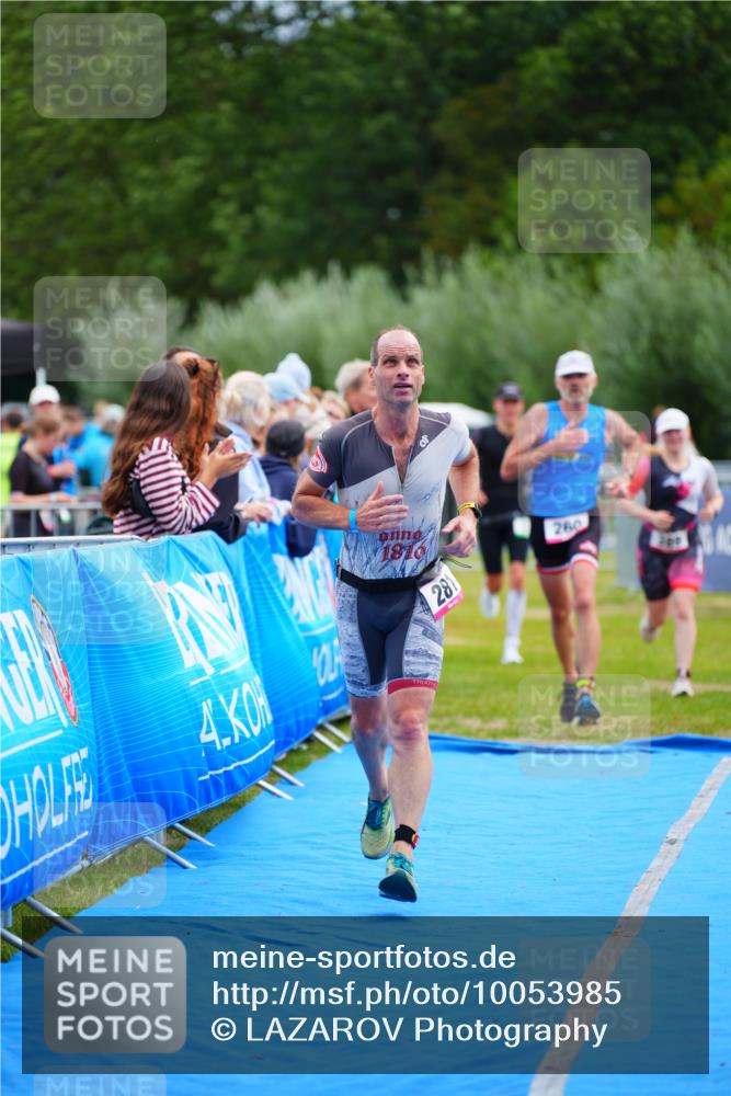 30.08.2026 - Elbe Triathlon Hamburg LAZAROV Photography http://msf.ph/oto/10053985 30.08.2026 10:53:02 Ziel 260, 281, 389, 533, 841 meine-sportfotos.de