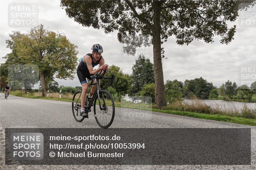 30.08.2026 - Elbe Triathlon Hamburg Michael Burmester http://msf.ph/oto/10053994 30.08.2026 10:56:35 Radfahren 900, 1065, 1233, 1447, 1452 meine-sportfotos.de