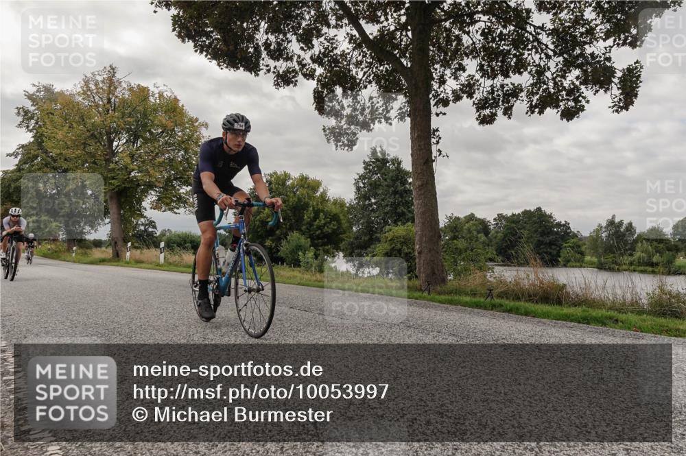 30.08.2026 - Elbe Triathlon Hamburg Michael Burmester http://msf.ph/oto/10053997 30.08.2026 10:56:38 Radfahren 900, 1065, 1233, 1304, 1452 meine-sportfotos.de