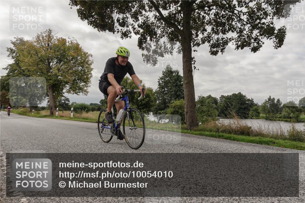 30.08.2026 - Elbe Triathlon Hamburg Michael Burmester http://msf.ph/oto/10054010 30.08.2026 10:56:46 Radfahren 974, 1126, 1191, 1193, 1276, 1304 meine-sportfotos.de