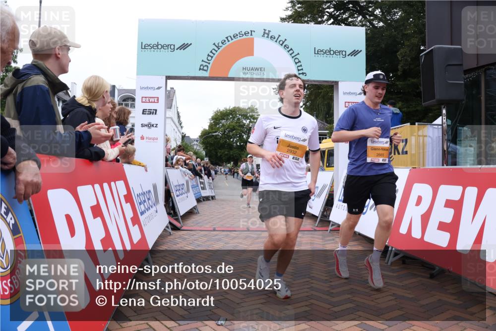 30.08.2026 - Blankeneser Heldenlauf Lena Gebhardt http://msf.ph/oto/10054025 30.08.2026 12:05:19 Ziel 2471, 2665, 2708, 2932 meine-sportfotos.de