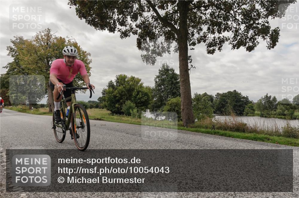 30.08.2026 - Elbe Triathlon Hamburg Michael Burmester http://msf.ph/oto/10054043 30.08.2026 10:57:05 Radfahren 1064, 1144, 1151, 1178, 1284, 1314, 1444 meine-sportfotos.de