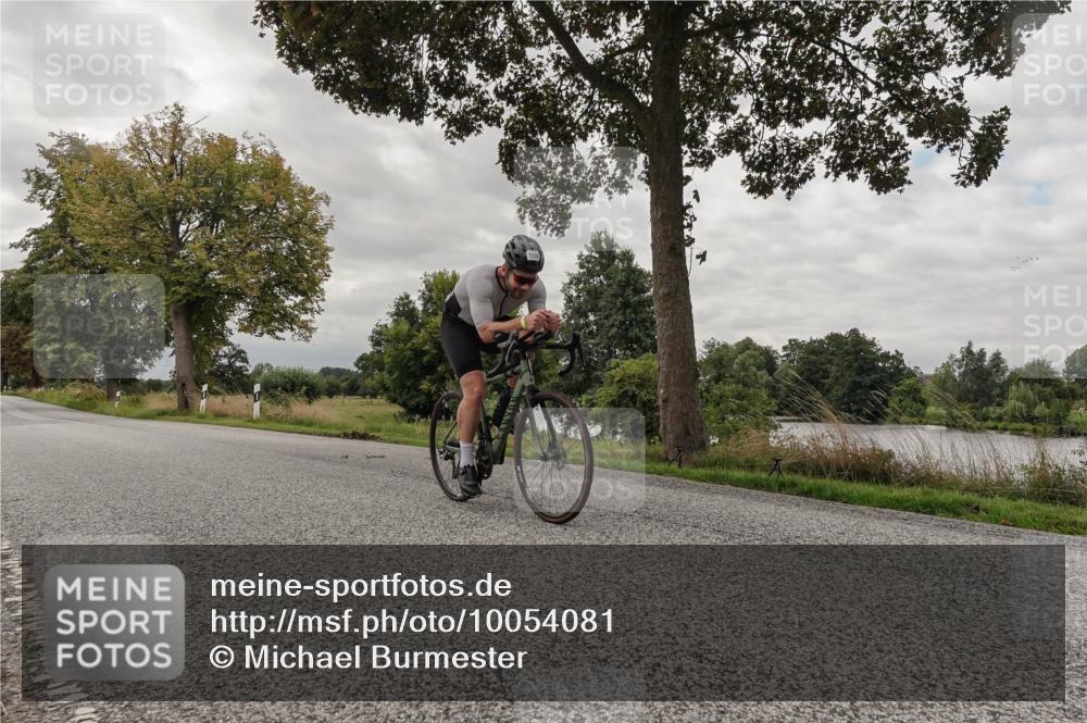 30.08.2026 - Elbe Triathlon Hamburg Michael Burmester http://msf.ph/oto/10054081 30.08.2026 10:57:41 Radfahren 1150, 1183, 1375 meine-sportfotos.de