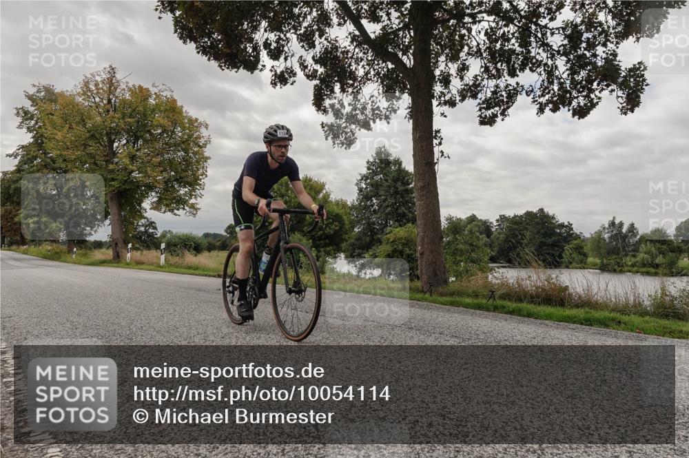 30.08.2026 - Elbe Triathlon Hamburg Michael Burmester http://msf.ph/oto/10054114 30.08.2026 10:58:27 Radfahren 1134, 1136 meine-sportfotos.de