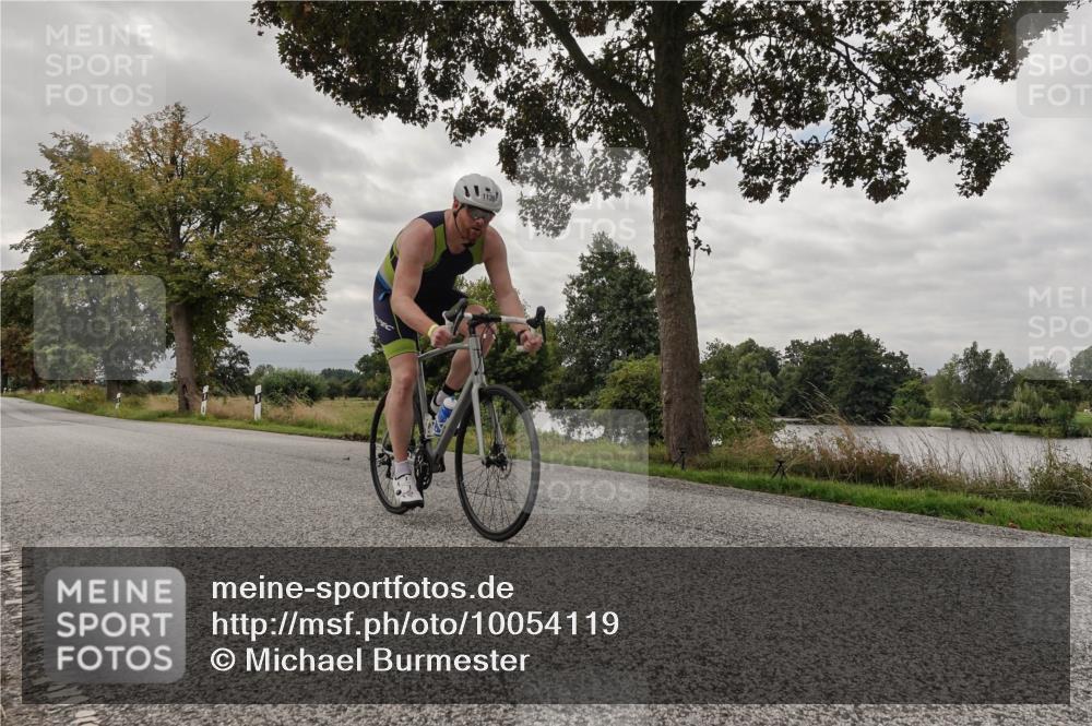30.08.2026 - Elbe Triathlon Hamburg Michael Burmester http://msf.ph/oto/10054119 30.08.2026 10:58:33 Radfahren 1136 meine-sportfotos.de