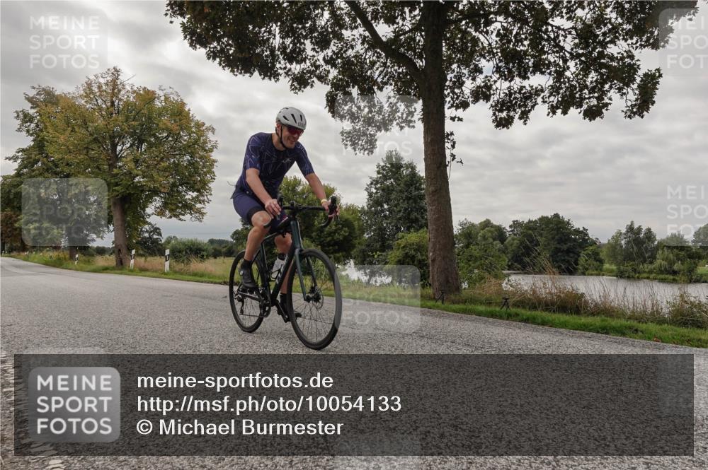 30.08.2026 - Elbe Triathlon Hamburg Michael Burmester http://msf.ph/oto/10054133 30.08.2026 10:59:10 Radfahren 1137, 1203, 1290, 1384 meine-sportfotos.de