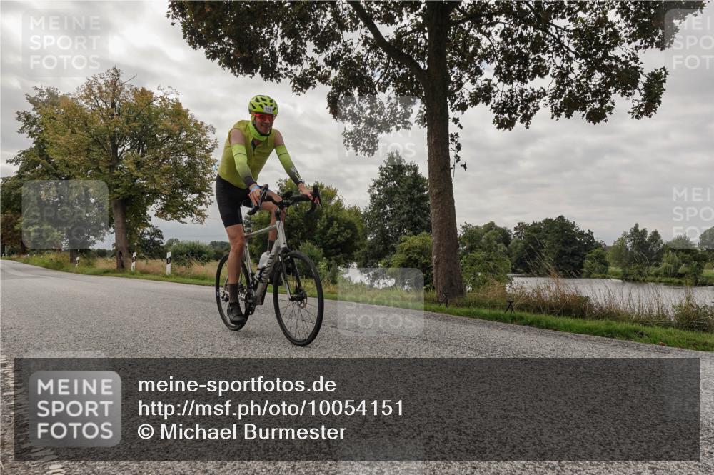 30.08.2026 - Elbe Triathlon Hamburg Michael Burmester http://msf.ph/oto/10054151 30.08.2026 10:59:25 Radfahren 1291 meine-sportfotos.de