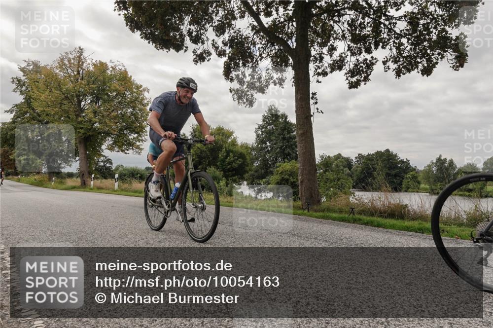 30.08.2026 - Elbe Triathlon Hamburg Michael Burmester http://msf.ph/oto/10054163 30.08.2026 10:59:36 Radfahren 1050, 1172, 1189, 1234, 1332 meine-sportfotos.de