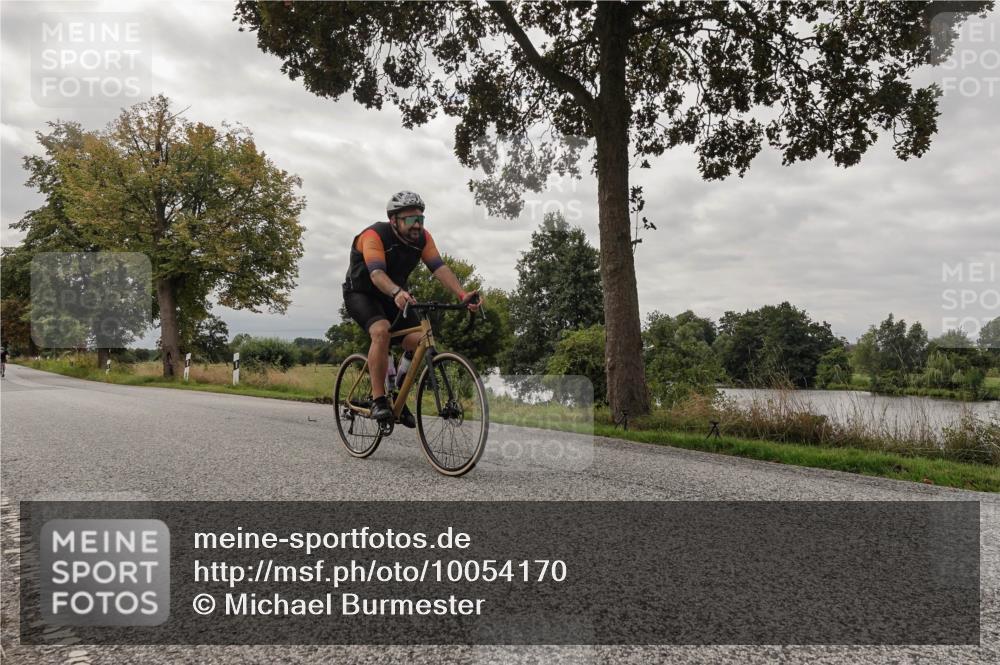 30.08.2026 - Elbe Triathlon Hamburg Michael Burmester http://msf.ph/oto/10054170 30.08.2026 10:59:40 Radfahren 1050, 1180 meine-sportfotos.de