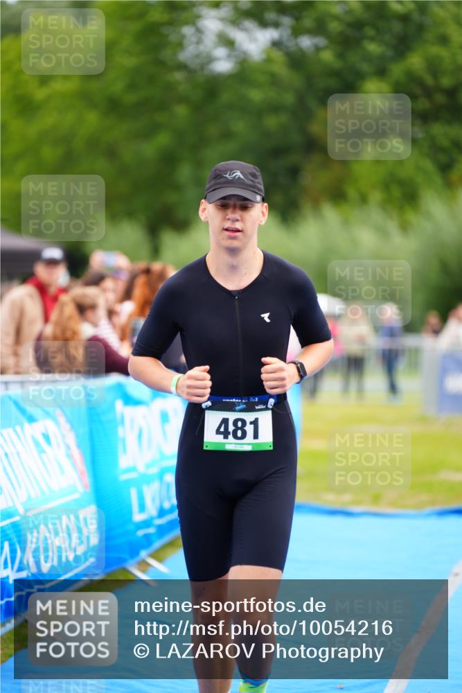 30.08.2026 - Elbe Triathlon Hamburg LAZAROV Photography http://msf.ph/oto/10054216 30.08.2026 10:54:07 Ziel 481 meine-sportfotos.de