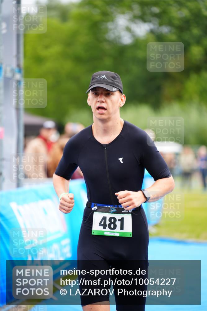 30.08.2026 - Elbe Triathlon Hamburg LAZAROV Photography http://msf.ph/oto/10054227 30.08.2026 10:54:08 Ziel 481 meine-sportfotos.de