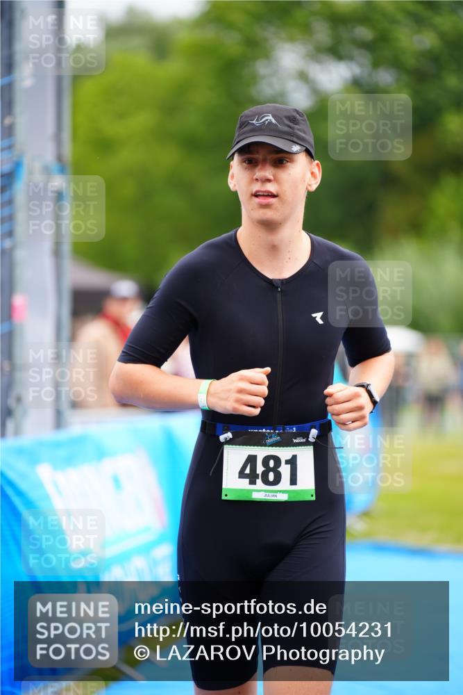 30.08.2026 - Elbe Triathlon Hamburg LAZAROV Photography http://msf.ph/oto/10054231 30.08.2026 10:54:08 Ziel 481 meine-sportfotos.de