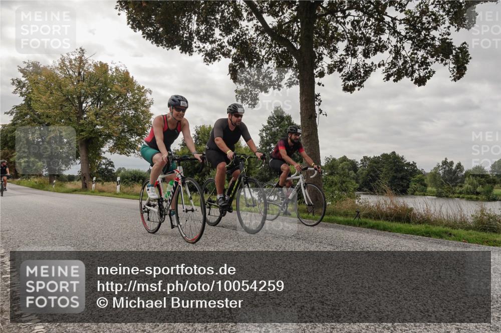 30.08.2026 - Elbe Triathlon Hamburg Michael Burmester http://msf.ph/oto/10054259 30.08.2026 11:00:48 Radfahren 952, 1082, 1139, 1168 meine-sportfotos.de