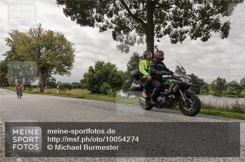 30.08.2026 - Elbe Triathlon Hamburg Michael Burmester http://msf.ph/oto/10054274 30.08.2026 11:01:03 Radfahren 1011, 1149, 1230 meine-sportfotos.de