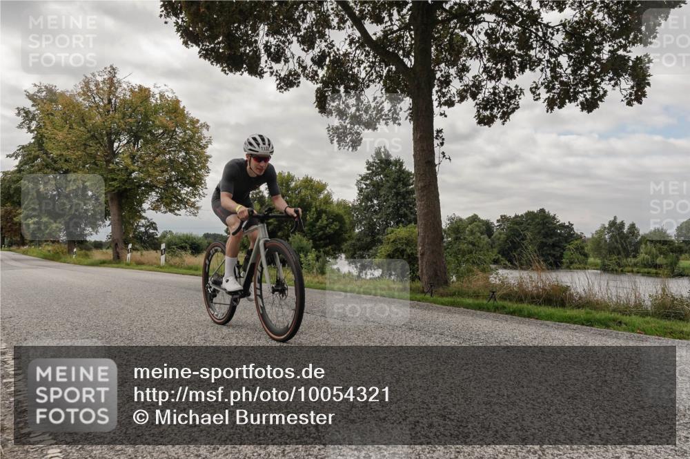 30.08.2026 - Elbe Triathlon Hamburg Michael Burmester http://msf.ph/oto/10054321 30.08.2026 11:02:23 Radfahren 1132 meine-sportfotos.de