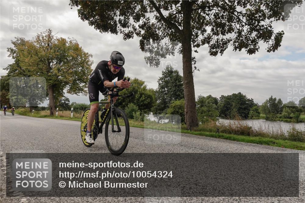 30.08.2026 - Elbe Triathlon Hamburg Michael Burmester http://msf.ph/oto/10054324 30.08.2026 11:02:32 Radfahren 1213, 1289, 1308, 1376 meine-sportfotos.de