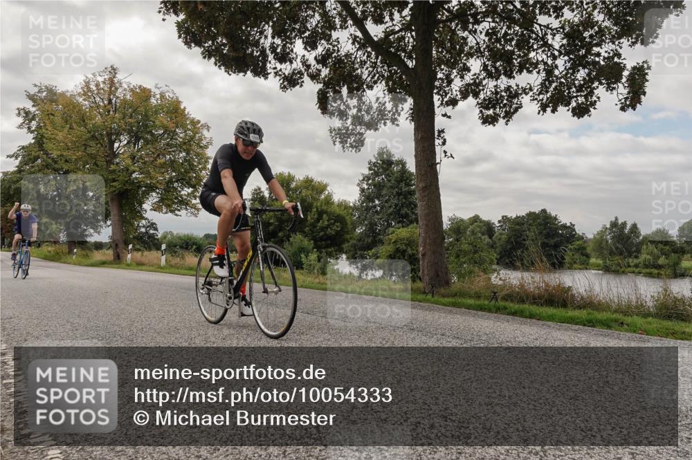 30.08.2026 - Elbe Triathlon Hamburg Michael Burmester http://msf.ph/oto/10054333 30.08.2026 11:02:41 Radfahren 1205, 1226, 1412 meine-sportfotos.de