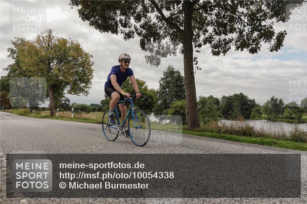 30.08.2026 - Elbe Triathlon Hamburg Michael Burmester http://msf.ph/oto/10054338 30.08.2026 11:02:42 Radfahren 1205, 1226, 1412 meine-sportfotos.de