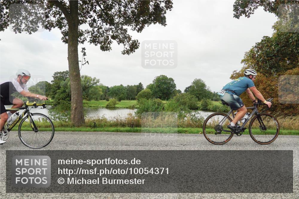 30.08.2026 - Elbe Triathlon Hamburg Michael Burmester http://msf.ph/oto/10054371 30.08.2026 10:46:52 Radfahren 849, 1058, 1154, 1227 meine-sportfotos.de