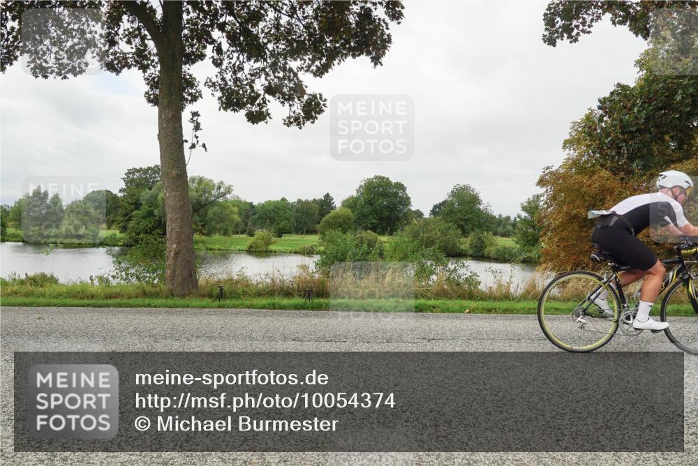 30.08.2026 - Elbe Triathlon Hamburg Michael Burmester http://msf.ph/oto/10054374 30.08.2026 10:46:52 Radfahren 849, 1058, 1154, 1227 meine-sportfotos.de