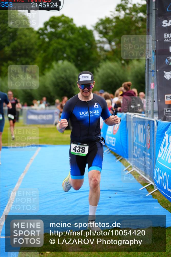 30.08.2026 - Elbe Triathlon Hamburg LAZAROV Photography http://msf.ph/oto/10054420 30.08.2026 10:55:24 Ziel 353, 438, 519, 663 meine-sportfotos.de