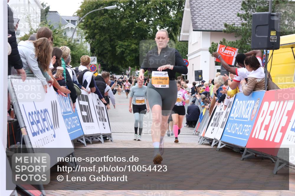 30.08.2026 - Blankeneser Heldenlauf Lena Gebhardt http://msf.ph/oto/10054423 30.08.2026 12:06:02 Ziel 2595, 2936 meine-sportfotos.de