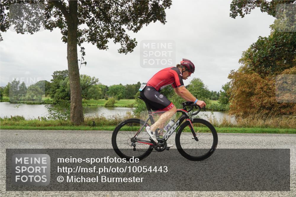 30.08.2026 - Elbe Triathlon Hamburg Michael Burmester http://msf.ph/oto/10054443 30.08.2026 10:47:55 Radfahren 954, 982, 1195, 1254, 1335 meine-sportfotos.de
