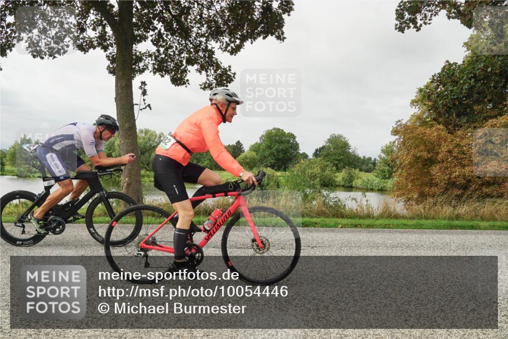 30.08.2026 - Elbe Triathlon Hamburg Michael Burmester http://msf.ph/oto/10054446 30.08.2026 10:47:59 Radfahren 858, 954, 982, 1109, 1125, 1195, 1254 meine-sportfotos.de