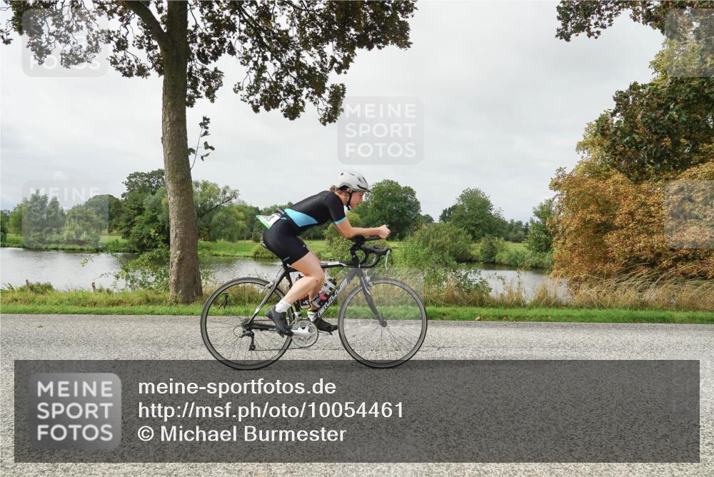 30.08.2026 - Elbe Triathlon Hamburg Michael Burmester http://msf.ph/oto/10054461 30.08.2026 10:48:05 Radfahren 858, 1035, 1109, 1125, 1195 meine-sportfotos.de
