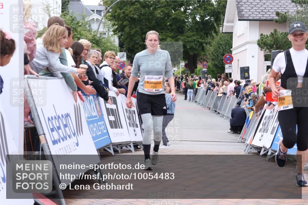 30.08.2026 - Blankeneser Heldenlauf Lena Gebhardt http://msf.ph/oto/10054483 30.08.2026 12:06:08 Ziel 2199, 2594, 2595, 2936 meine-sportfotos.de