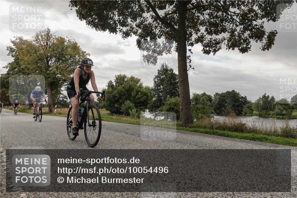 30.08.2026 - Elbe Triathlon Hamburg Michael Burmester http://msf.ph/oto/10054496 30.08.2026 11:05:50 Radfahren 518, 894, 1177, 1307, 1341, 1346, 1451 meine-sportfotos.de