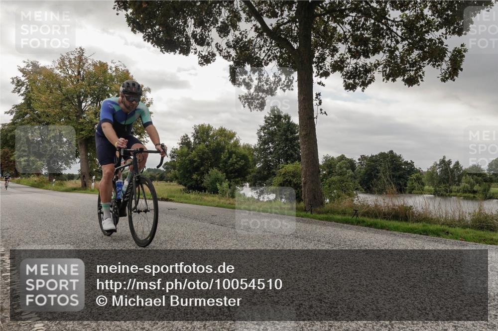30.08.2026 - Elbe Triathlon Hamburg Michael Burmester http://msf.ph/oto/10054510 30.08.2026 11:06:01 Radfahren 1154, 1271, 1303, 1390, 1457 meine-sportfotos.de