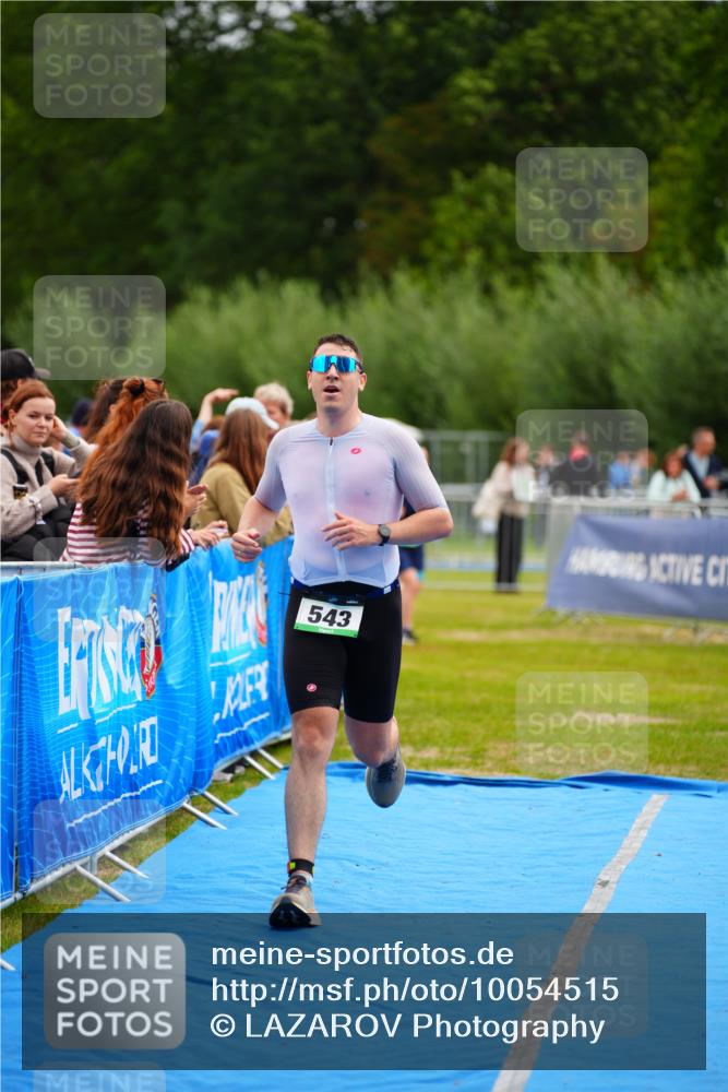 30.08.2026 - Elbe Triathlon Hamburg LAZAROV Photography http://msf.ph/oto/10054515 30.08.2026 10:55:44 Ziel 543 meine-sportfotos.de