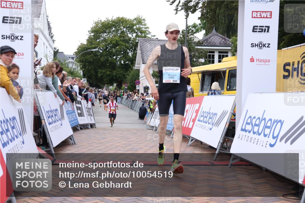 30.08.2026 - Blankeneser Heldenlauf Lena Gebhardt http://msf.ph/oto/10054519 30.08.2026 12:06:15 Ziel 2199, 2594, 4482 meine-sportfotos.de