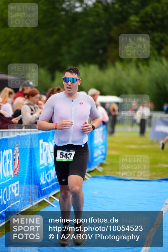 30.08.2026 - Elbe Triathlon Hamburg LAZAROV Photography http://msf.ph/oto/10054523 30.08.2026 10:55:45 Ziel 543 meine-sportfotos.de