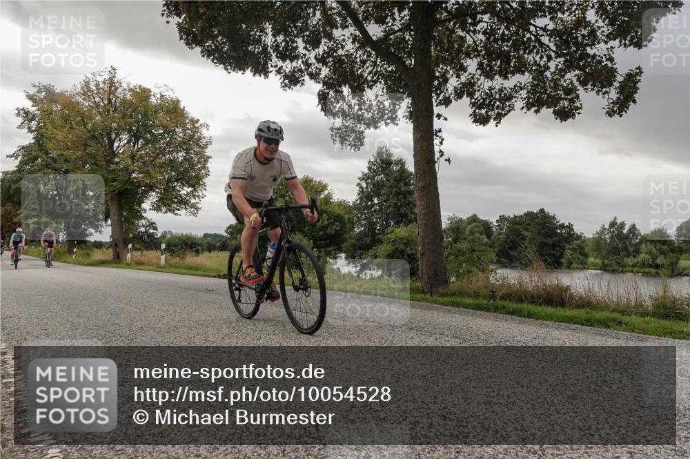 30.08.2026 - Elbe Triathlon Hamburg Michael Burmester http://msf.ph/oto/10054528 30.08.2026 11:06:34 Radfahren 759, 1195, 1255, 1302, 1319, 1358, 1388 meine-sportfotos.de