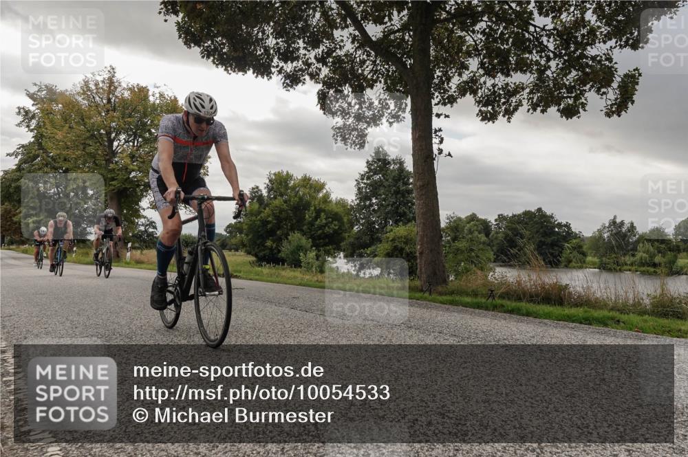 30.08.2026 - Elbe Triathlon Hamburg Michael Burmester http://msf.ph/oto/10054533 30.08.2026 11:06:38 Radfahren 759, 1255, 1302, 1319, 1358, 1388, 1405 meine-sportfotos.de