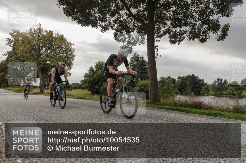 30.08.2026 - Elbe Triathlon Hamburg Michael Burmester http://msf.ph/oto/10054535 30.08.2026 11:06:39 Radfahren 759, 1255, 1302, 1358, 1405 meine-sportfotos.de