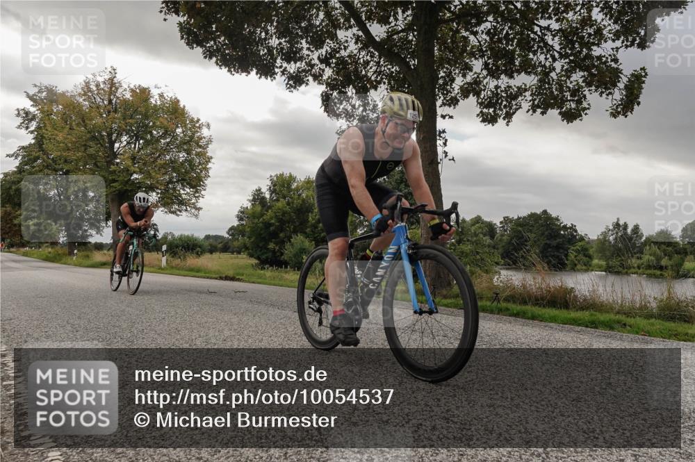 30.08.2026 - Elbe Triathlon Hamburg Michael Burmester http://msf.ph/oto/10054537 30.08.2026 11:06:40 Radfahren 759, 1255, 1302, 1358, 1405 meine-sportfotos.de