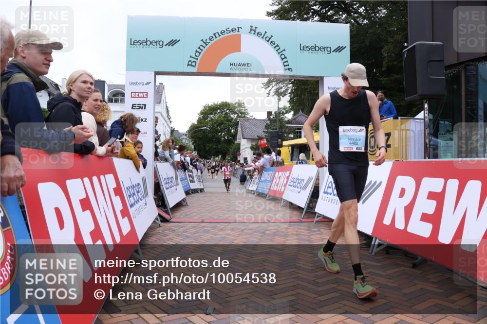 30.08.2026 - Blankeneser Heldenlauf Lena Gebhardt http://msf.ph/oto/10054538 30.08.2026 12:06:17 Ziel 2174, 2199, 2594, 4482 meine-sportfotos.de
