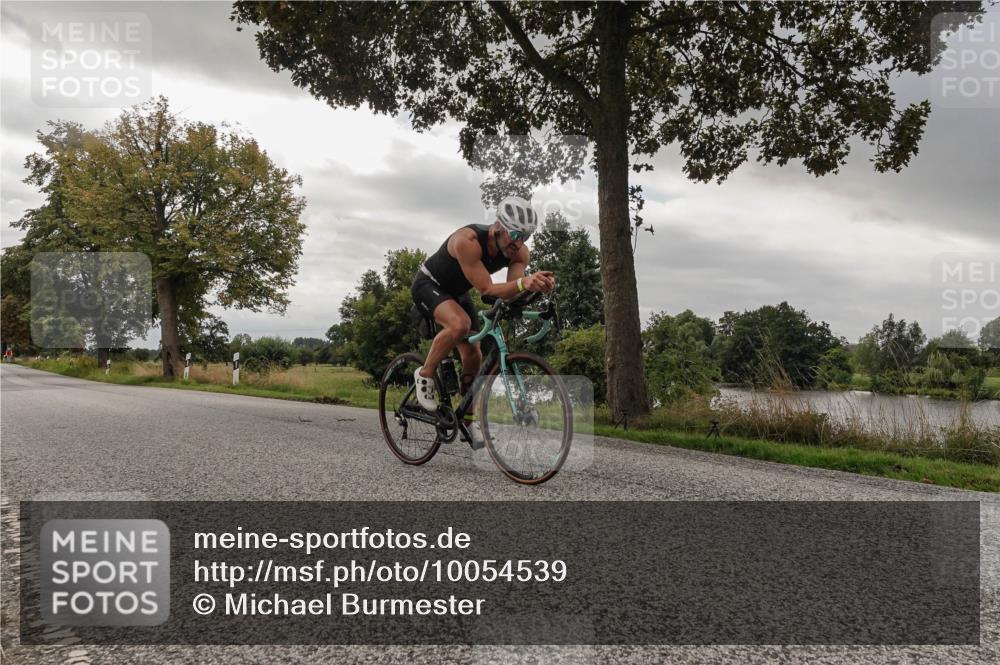 30.08.2026 - Elbe Triathlon Hamburg Michael Burmester http://msf.ph/oto/10054539 30.08.2026 11:06:40 Radfahren 759, 1255, 1302, 1358, 1405 meine-sportfotos.de