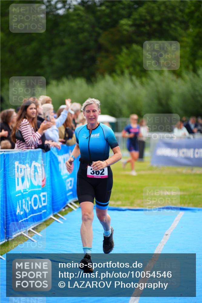 30.08.2026 - Elbe Triathlon Hamburg LAZAROV Photography http://msf.ph/oto/10054546 30.08.2026 10:56:14 Ziel 362 meine-sportfotos.de