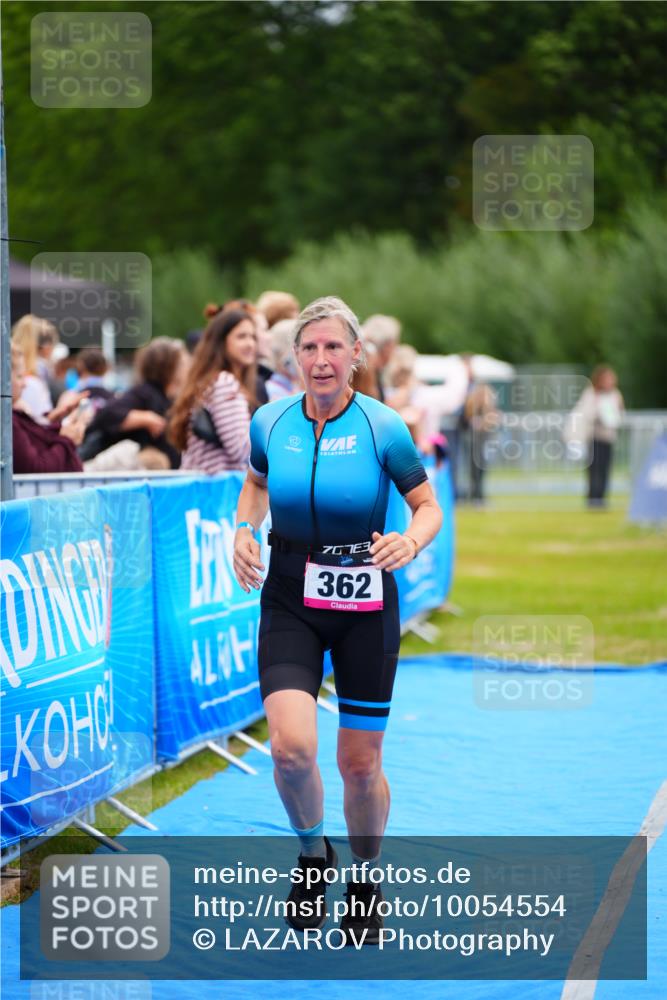 30.08.2026 - Elbe Triathlon Hamburg LAZAROV Photography http://msf.ph/oto/10054554 30.08.2026 10:56:15 Ziel 362 meine-sportfotos.de