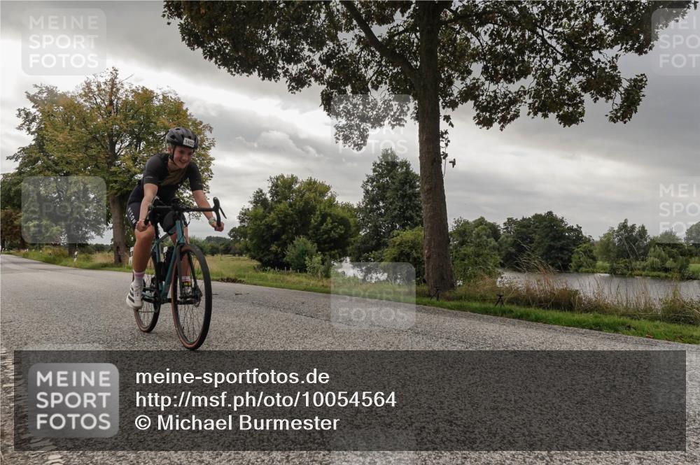 30.08.2026 - Elbe Triathlon Hamburg Michael Burmester http://msf.ph/oto/10054564 30.08.2026 11:07:28 Radfahren 1142, 1242, 1273, 1402 meine-sportfotos.de