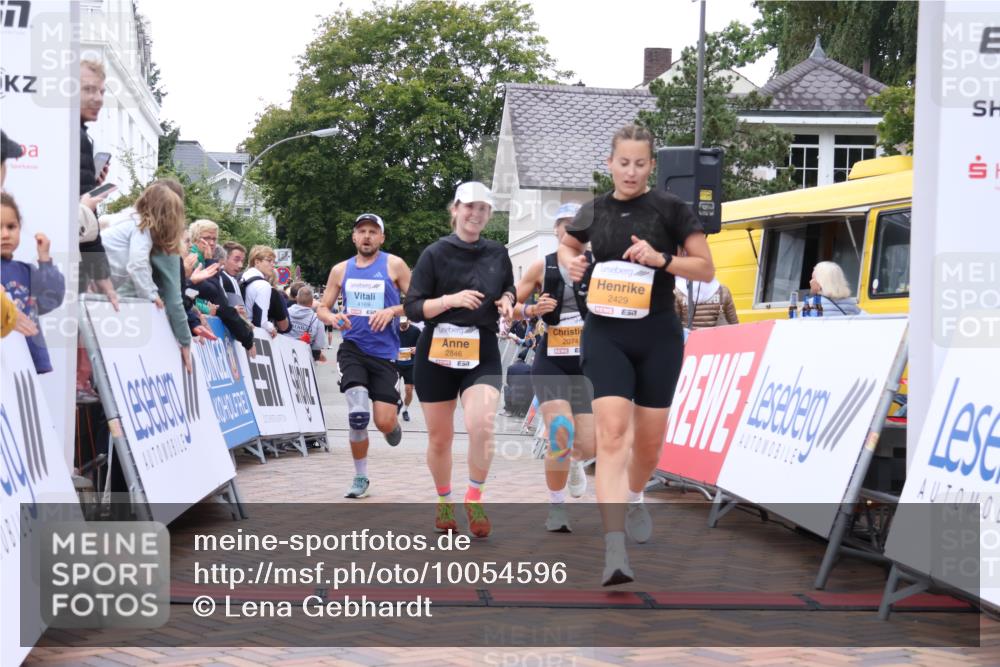30.08.2026 - Blankeneser Heldenlauf Lena Gebhardt http://msf.ph/oto/10054596 30.08.2026 12:06:27 Ziel 2074, 2174, 2429, 2846, 4169 meine-sportfotos.de
