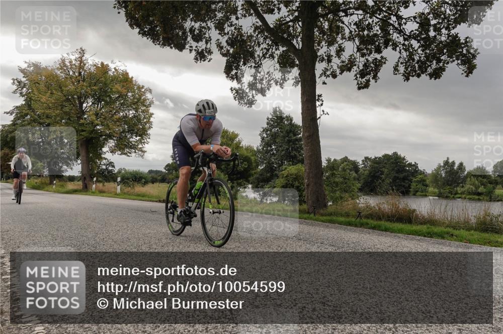30.08.2026 - Elbe Triathlon Hamburg Michael Burmester http://msf.ph/oto/10054599 30.08.2026 11:07:57 Radfahren 907, 1287, 1325 meine-sportfotos.de